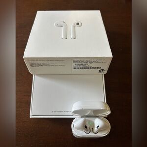 Air Pods 2nd Generation New. Excellent condition. Used 2x.